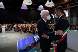 Scopri di più sull'articolo Decaro: “Grazie al presidente Mattarella a nome dei sindaci italiani”
