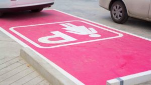 Scopri di più sull'articolo Dal 22 luglio ai Comuni contributi per stalli rosa e parcheggi per persone con disabilità