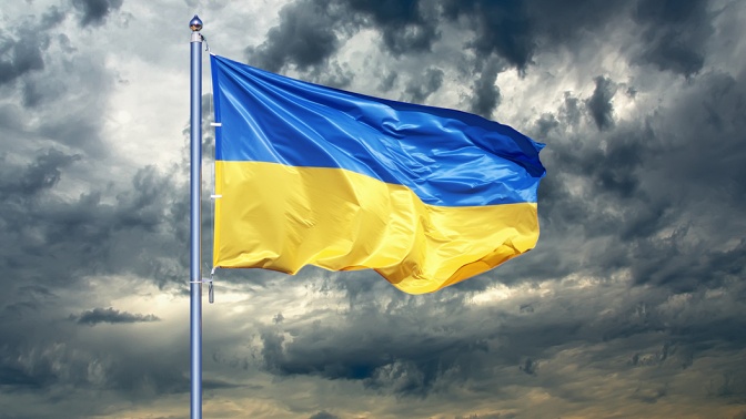 Al momento stai visualizzando Una raccolta di indumenti per il popolo ucraino