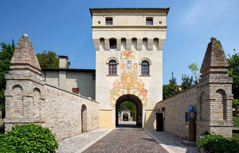 Al momento stai visualizzando Il 30 marzo il convegno “Dalla desertificazione alla rigenerazione commerciale: idee e strumenti per i Comuni”