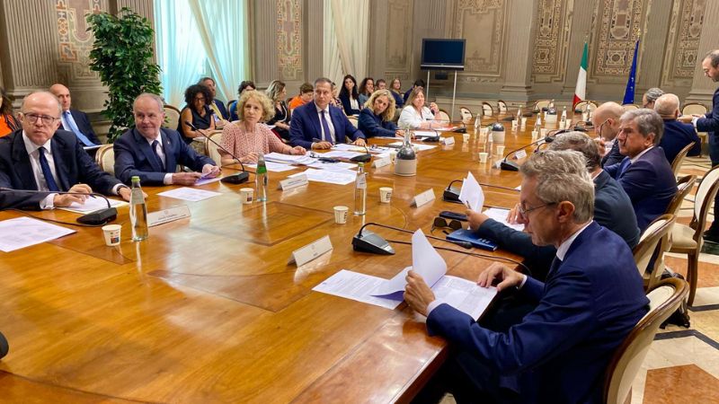 Al momento stai visualizzando I principali punti discussi nelle conferenze Unificata e Stato-città del 30 luglio