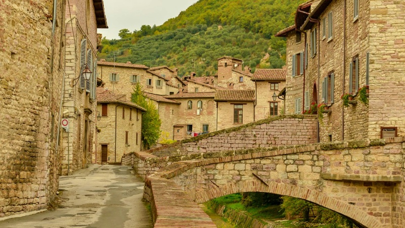 Al momento stai visualizzando Turismo: ecco l’elenco dei 50 Comuni ammessi alla seconda fase del Fondo Anci